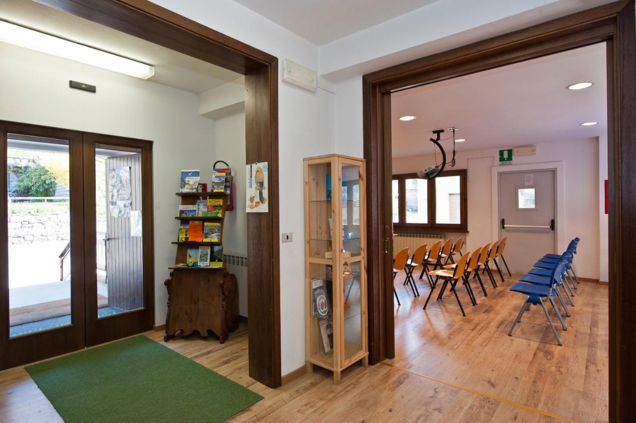 Auberge de jeunesse Casa Del Parco Dell'Adamello Di Vezza dʼOglio Extérieur photo